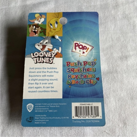 Warner Bros. Looney Tunes Push Pop Keychain Sealed - Picture 2 of 2
